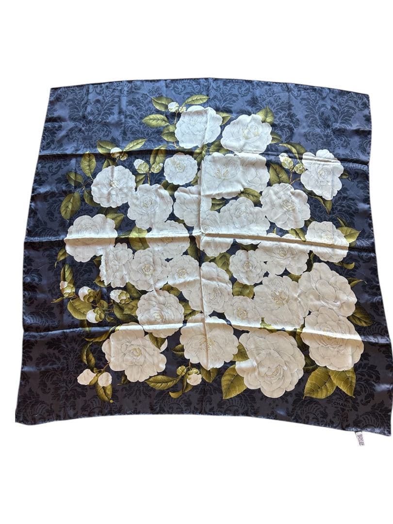 美品‼︎ ◆CHANEL◆ 大判スカーフ/カメリア/ネイビー/85×85/シャネル