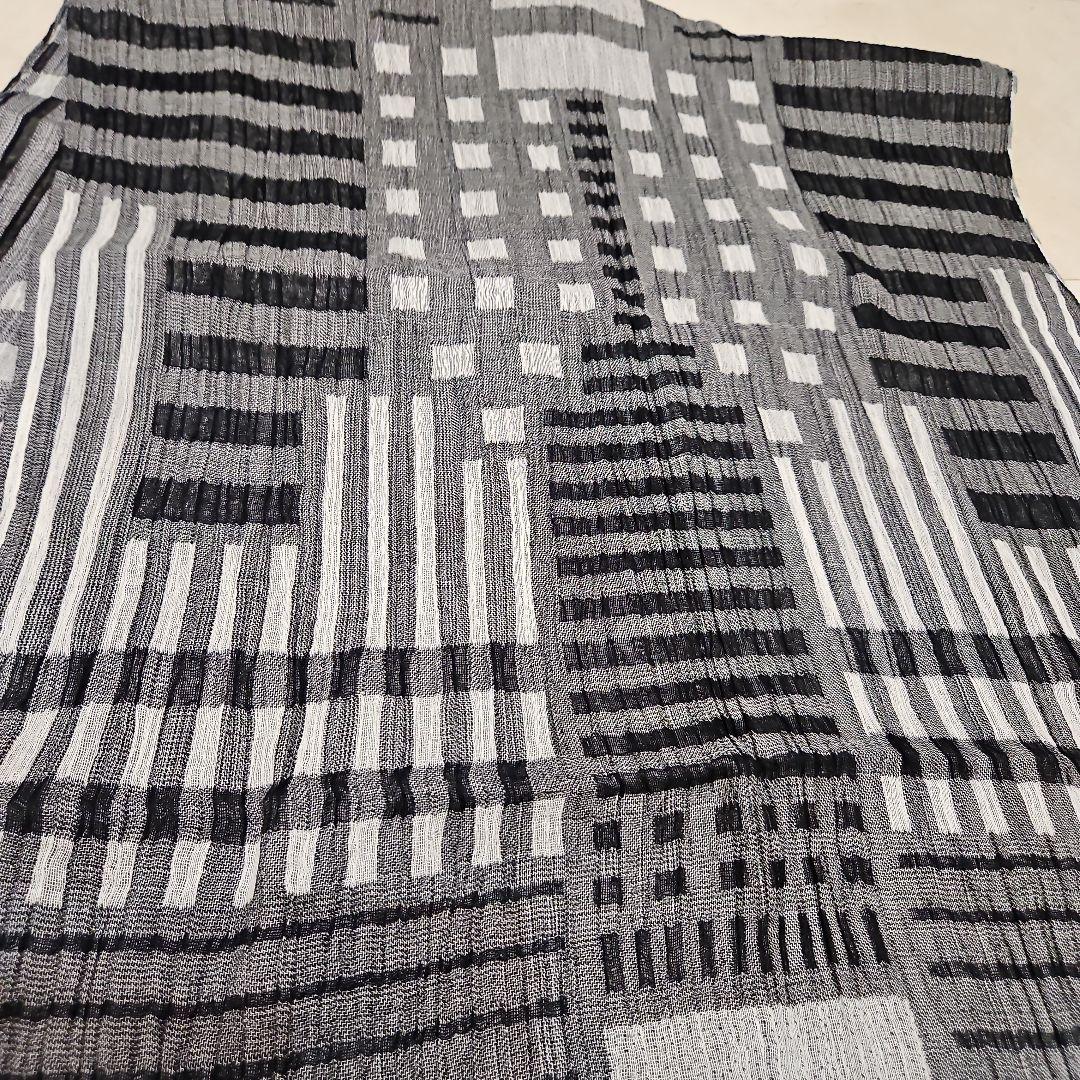 ◾3シーズン可能なお洒落なストール　kibiso 新品・タグ付き