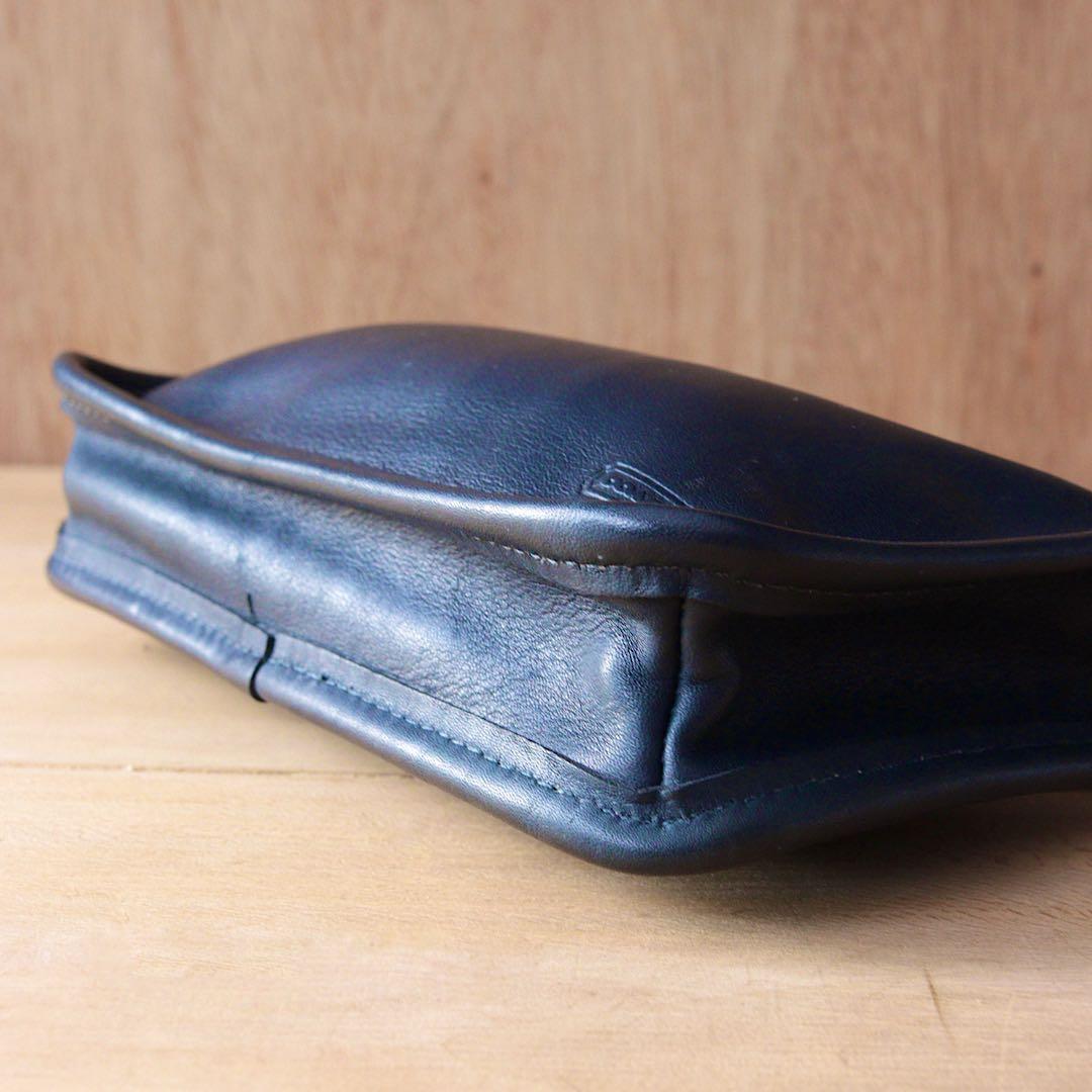 コーチ VINTAGE COACH CHUNKY CASE 7165 BLUE - メルカリ