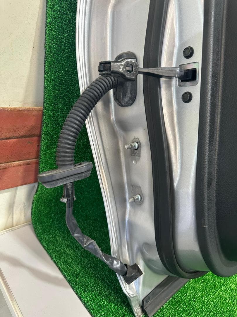 ☆NISSAN☆ 日産 ティアナ 右 リアドア DBA-L33