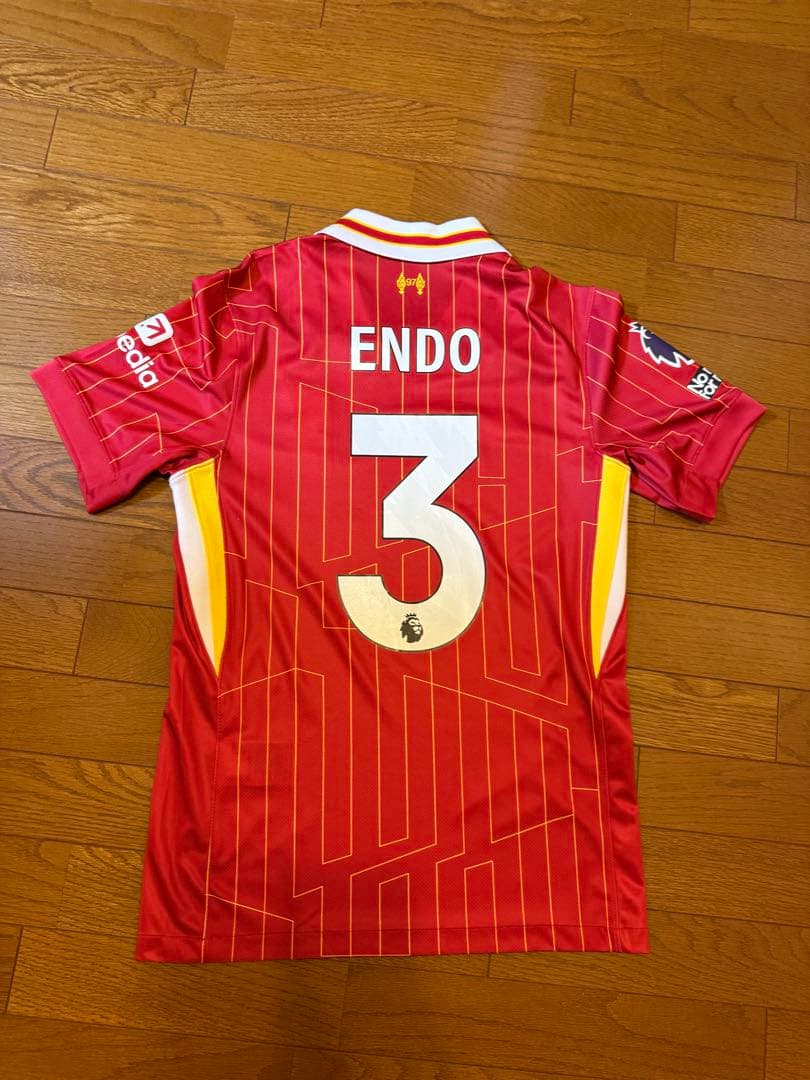 リバプールサッカーユニフォーム遠藤航 3番レプリカユニフォーム正規品　最終値下げ