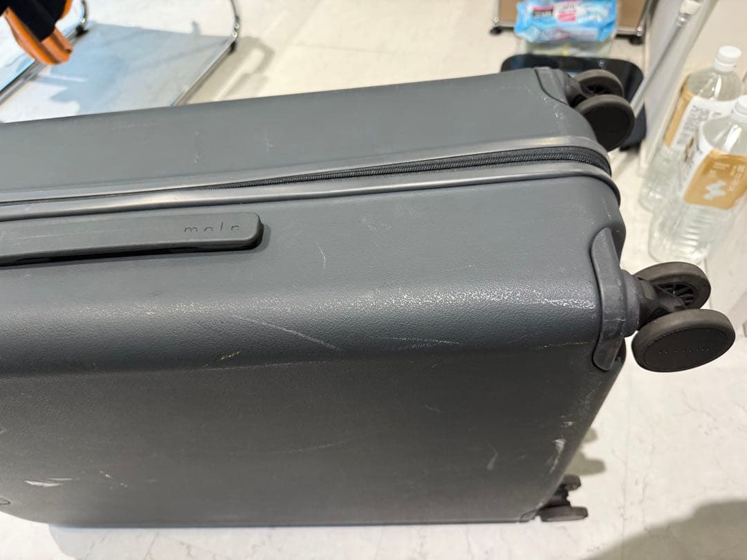 moln スーツケース　LARGE