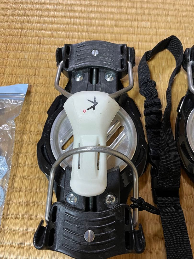 ケスラービンディング　Sサイズ　NO2