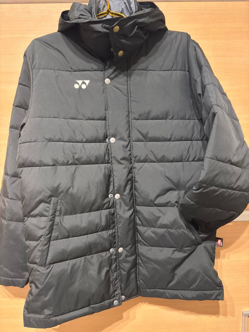 YONEX フード付きダウンジャケット 黒Ｓ