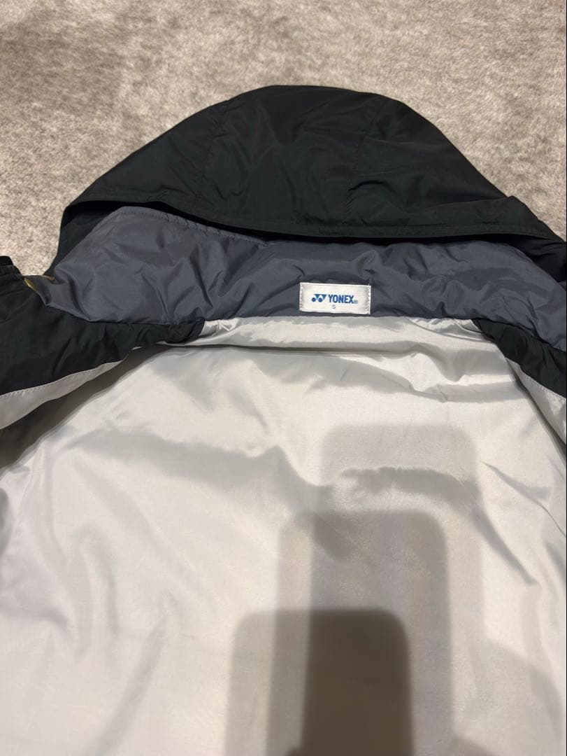 YONEX フード付きダウンジャケット 黒Ｓ
