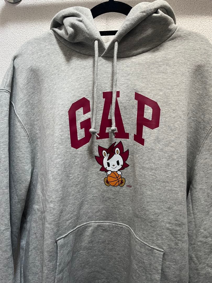 新品】GAP×川崎ブレイブサンダース 2店舗限定販売 オリジナルパーカー