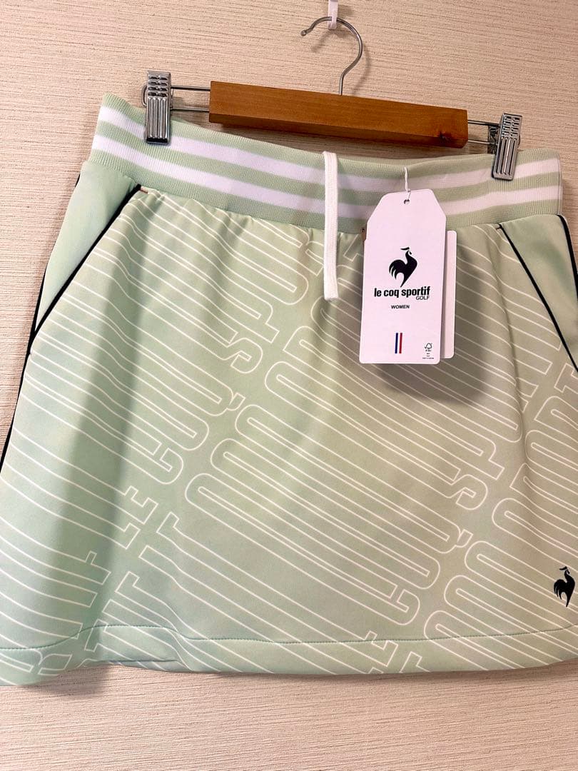 【新品未使用、タグ付き】ルコックゴルフ パーカーブルゾン スカートセットアップ