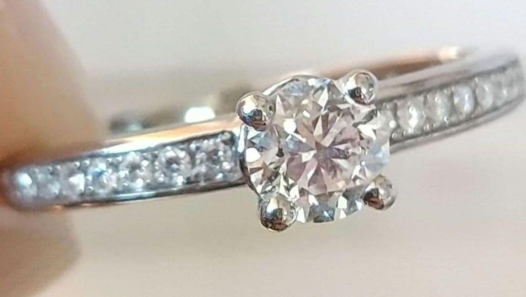 出品は本日22時まで！ブルガリ ローマ アモール リング 0.3ct/G/VS1