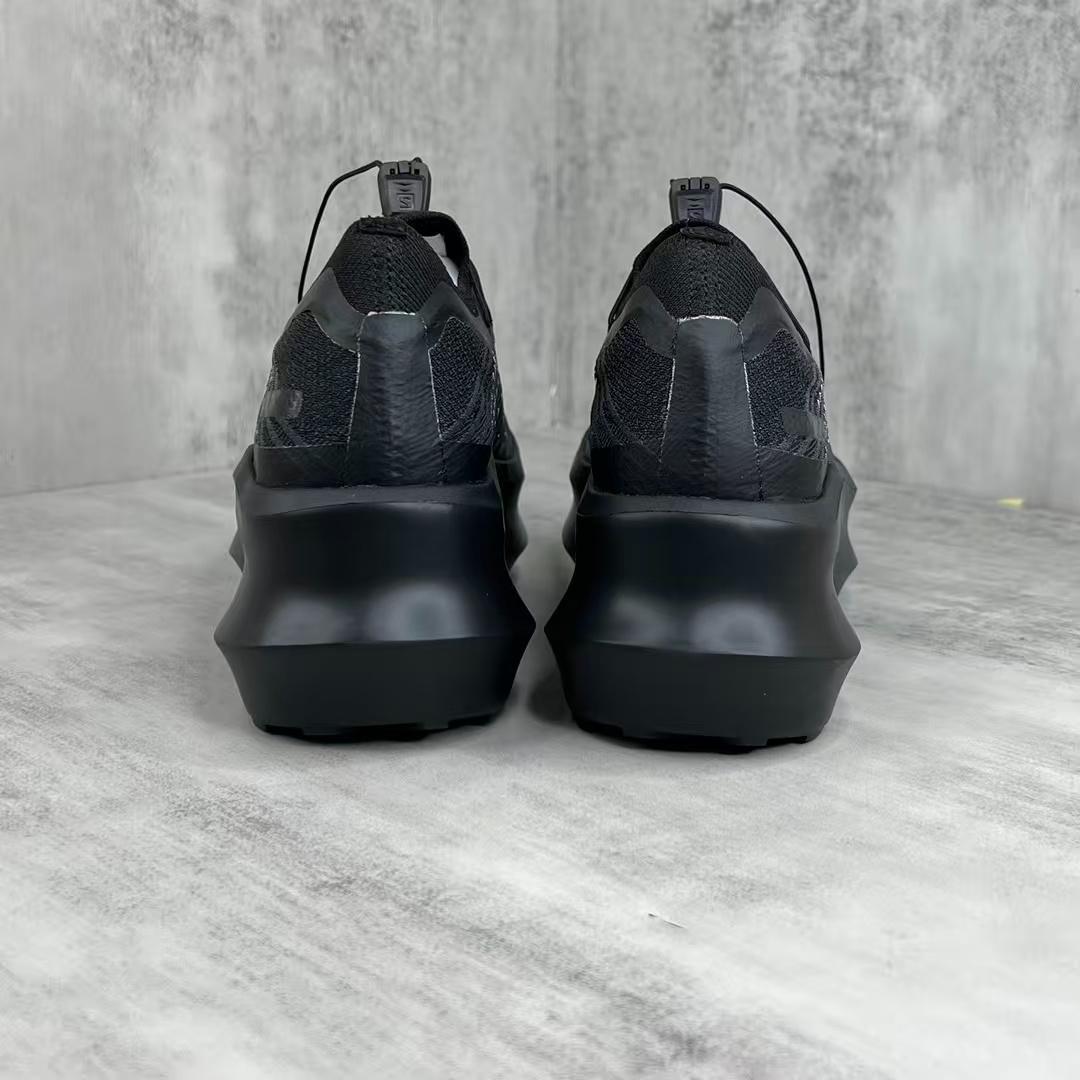 COMME des GARCONS × SALOMON スニーカー