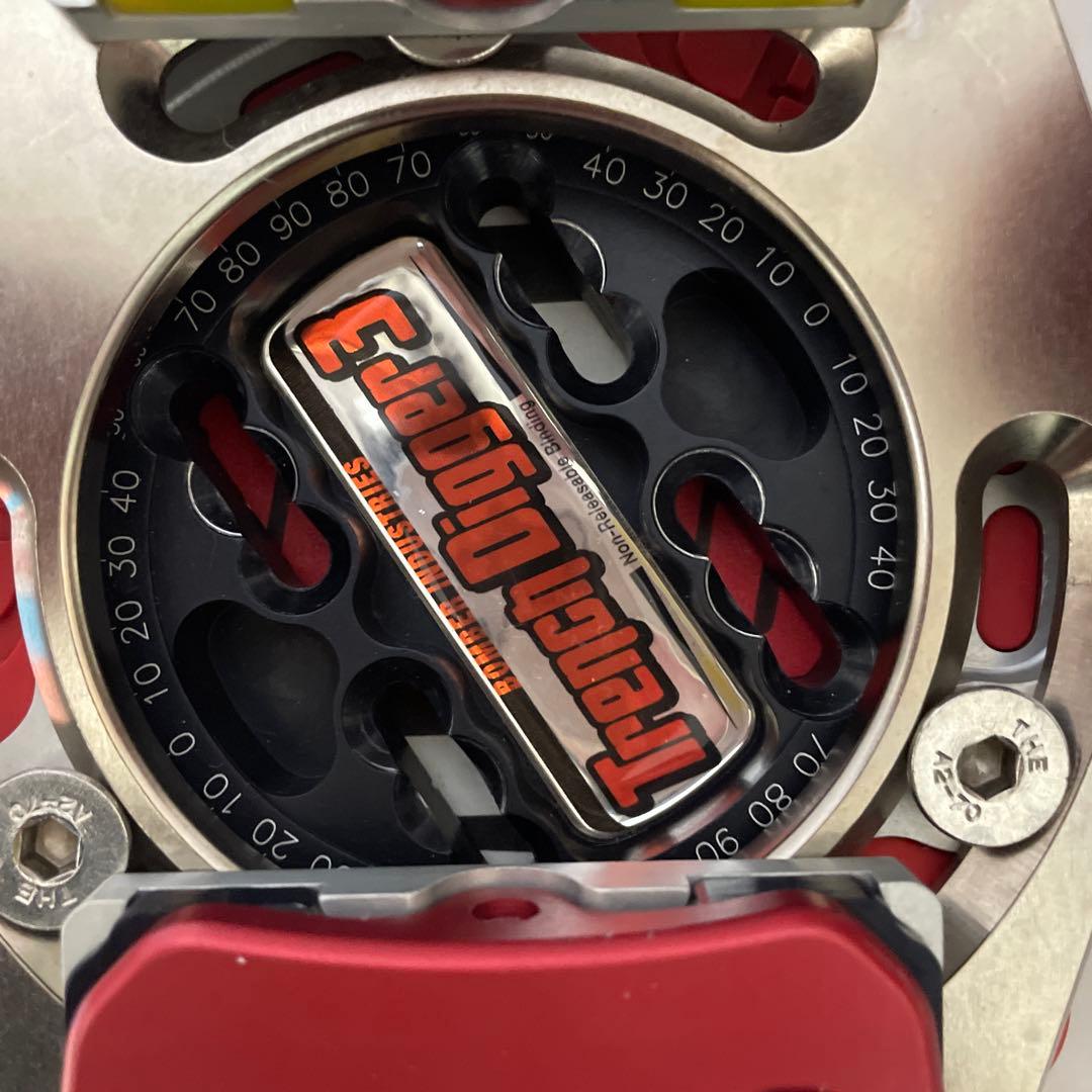 Bomber SideWinder スノーボードアルペン用ビンディング