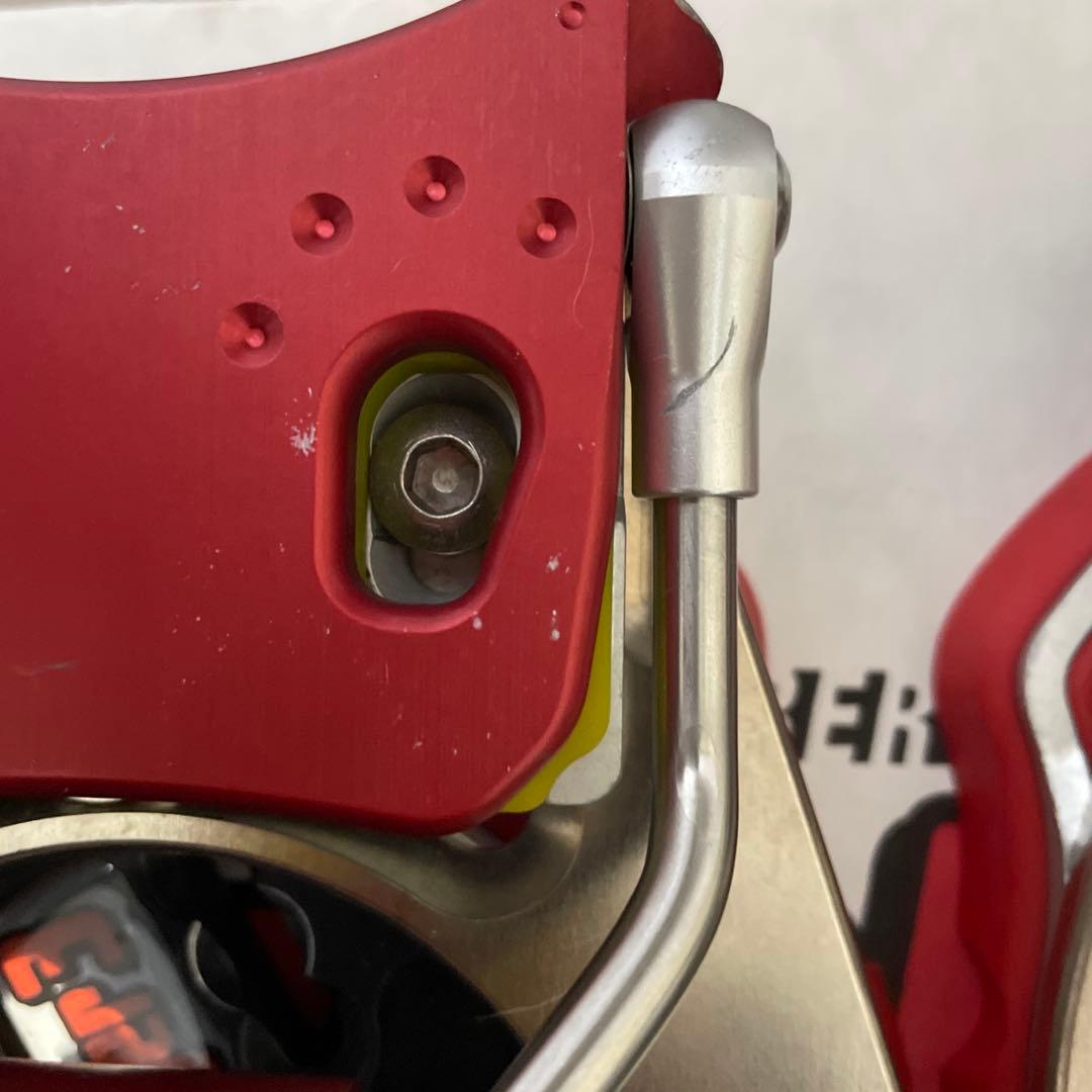 Bomber SideWinder スノーボードアルペン用ビンディング