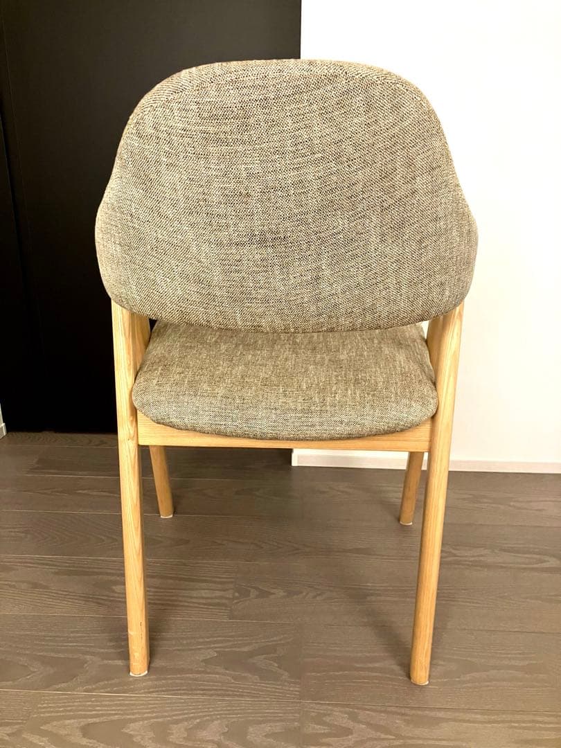 美品 天然木 無垢 ダイニングチェア 椅子 一脚 ブラス 木製脚 ベージュ張地