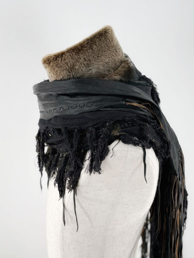 14th Addiction ファー付きレザー混マフラー