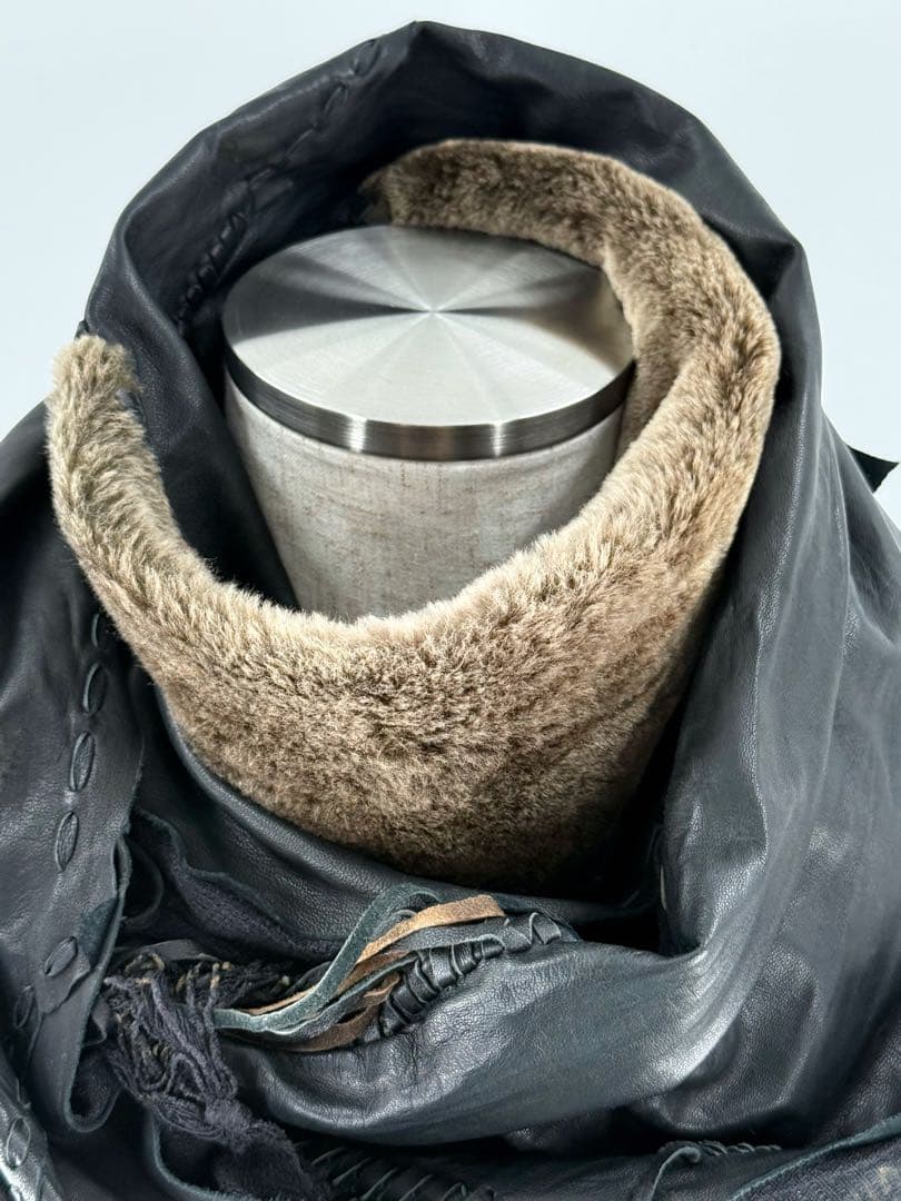 14th Addiction ファー付きレザー混マフラー