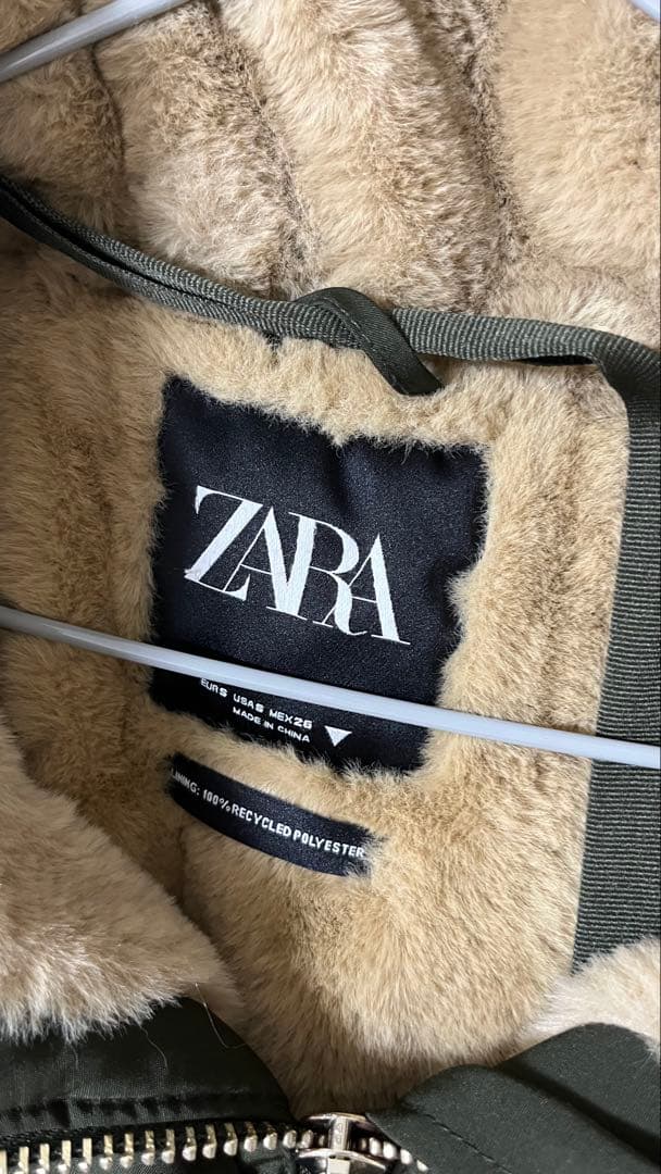 カーキ　ファー付きモッズコート　ZARA