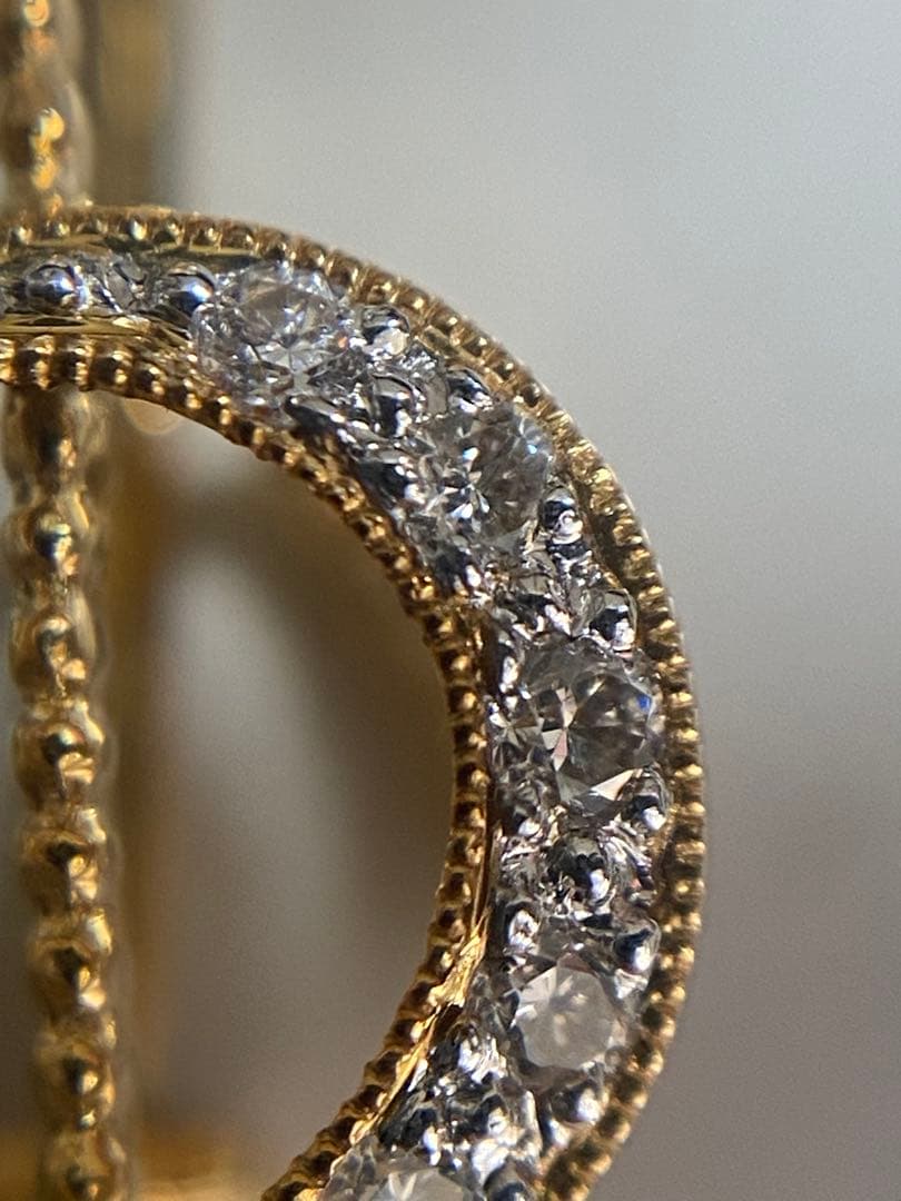 【美品】K18 音符デザイン ダイヤ ブローチ　2.6g 0.09/0.10ct