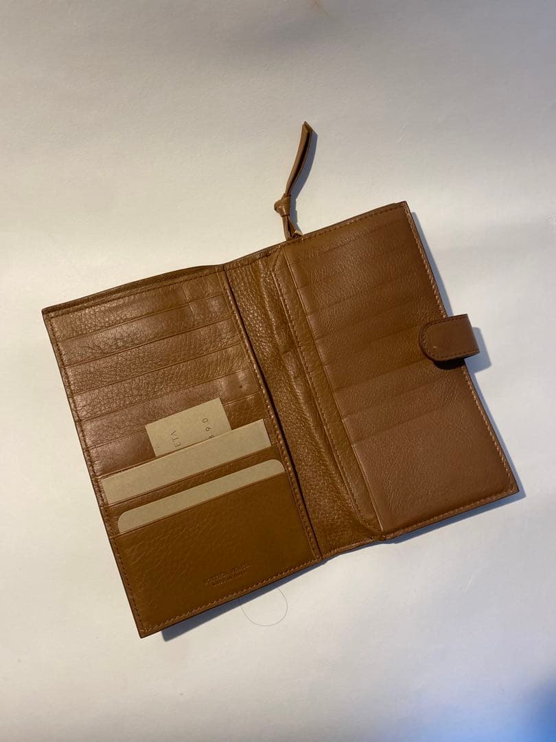 【2025さよならSALE】ボッテガヴェネタ長財布レザーイントレチャートキャメル