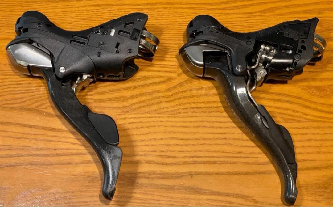 カバー付き　シマノ アルテグラ　【ST-6700】 STIレバー