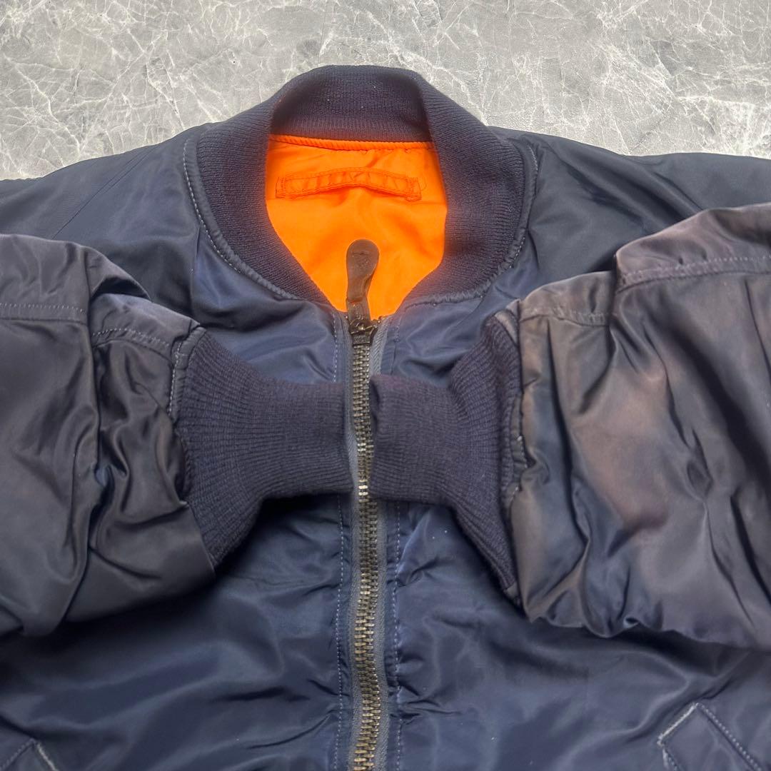 希少】アルファ MA-1 SCOVILL J-8279D 69s ネイビー Lの通販はau PAY