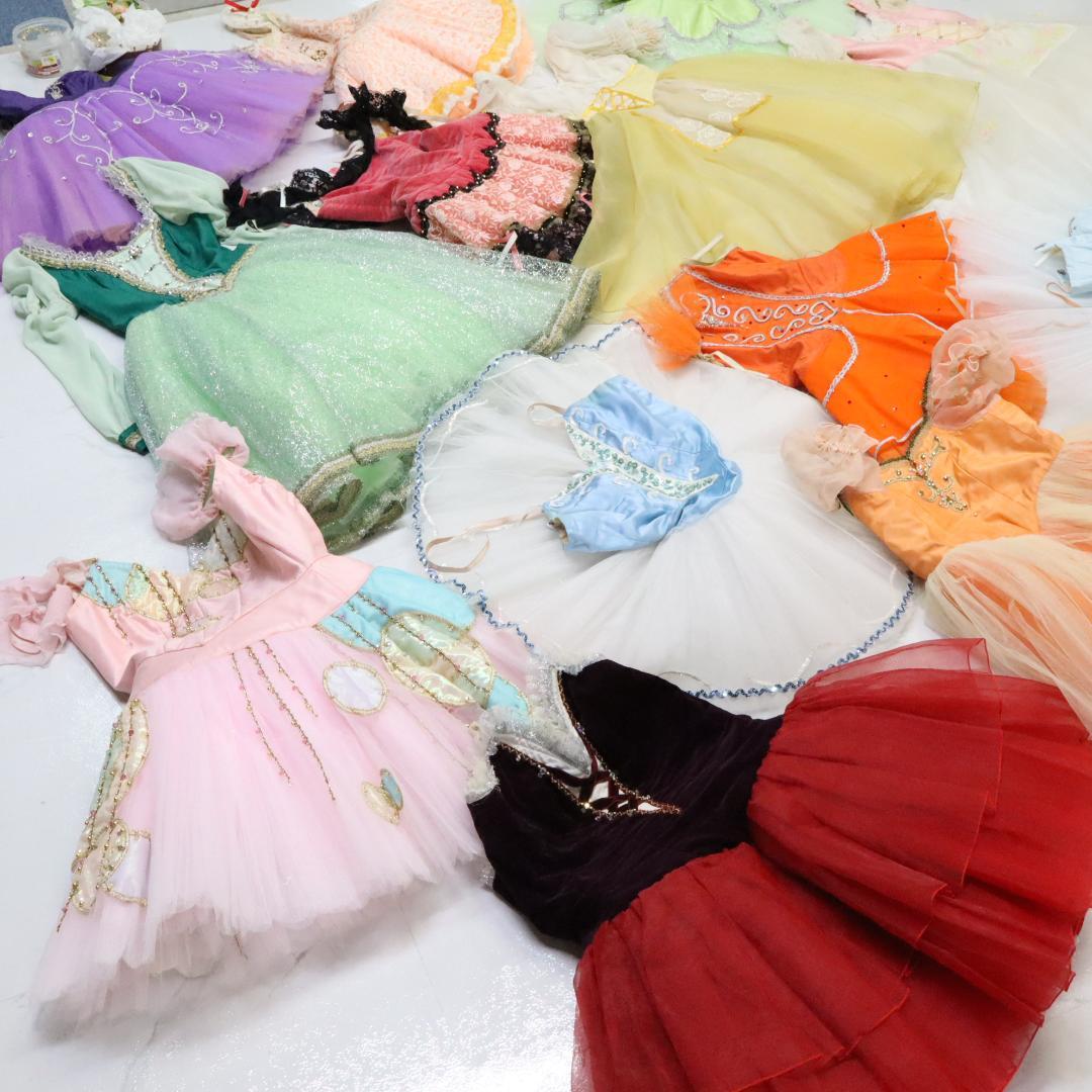 美品 バレエ衣装大量豪華まとめ売り】バレリーナ チャコット チュチュ