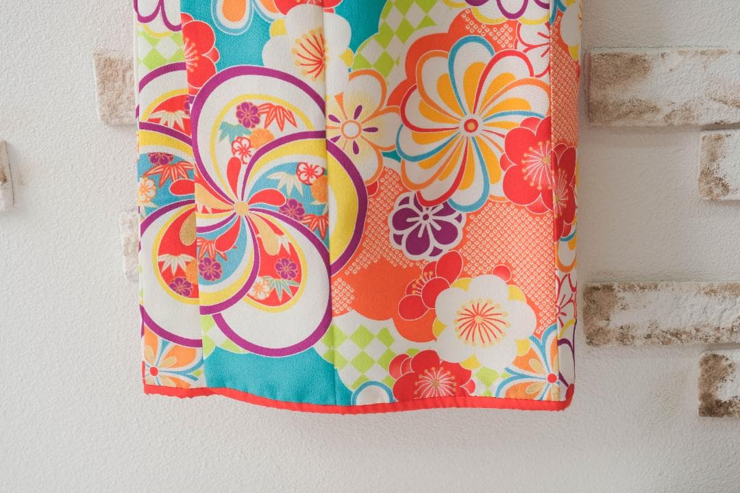 七五三　７歳　女の子 花柄 オレンジ系