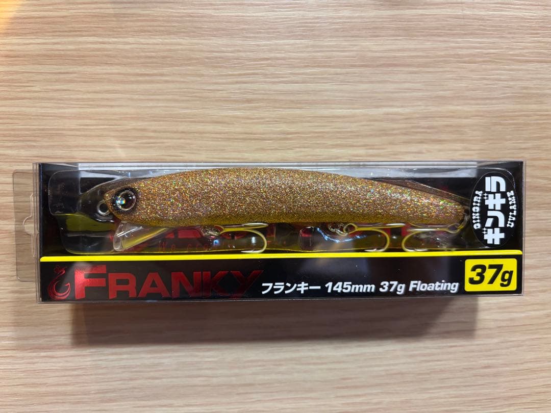 2026年 釣りフェス限定WakeyBoo&Frankyセット ギンギラゴールド