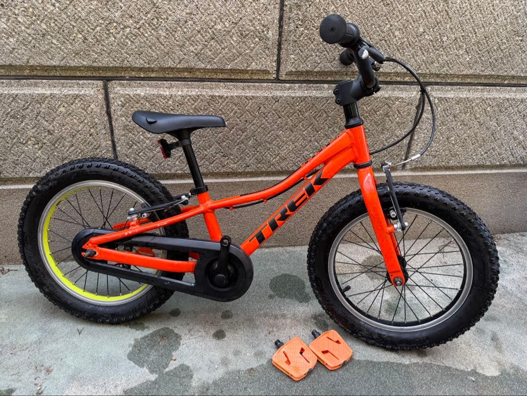 人気トレック16インチ子供車 キッズバイク　MTBトレック Precaliber