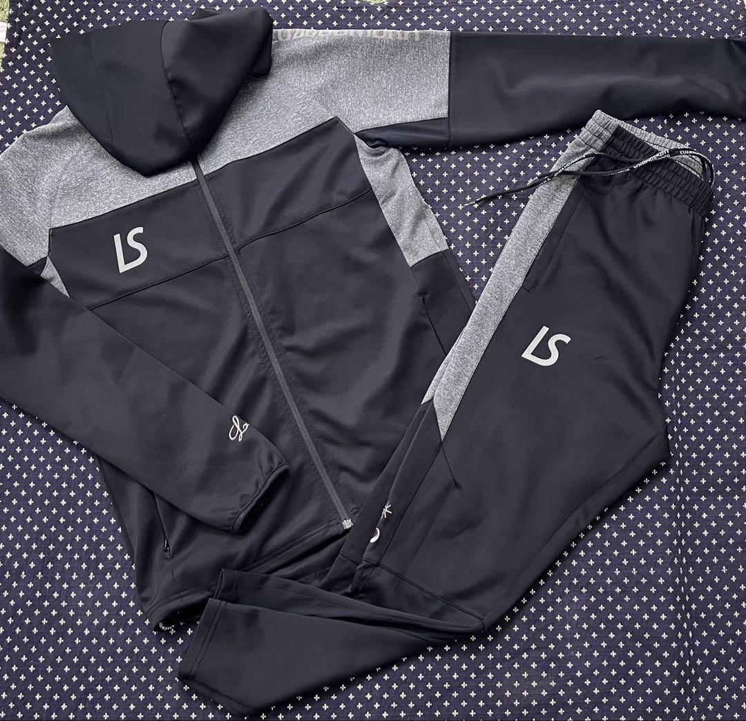 LSロゴ入りスポーツウェアセット　Sサイズ