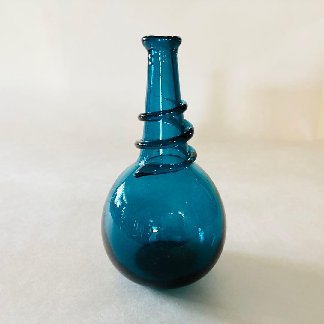 倉敷ガラス 小谷眞三 小谷真三 線巻瓶 花瓶 - メルカリ