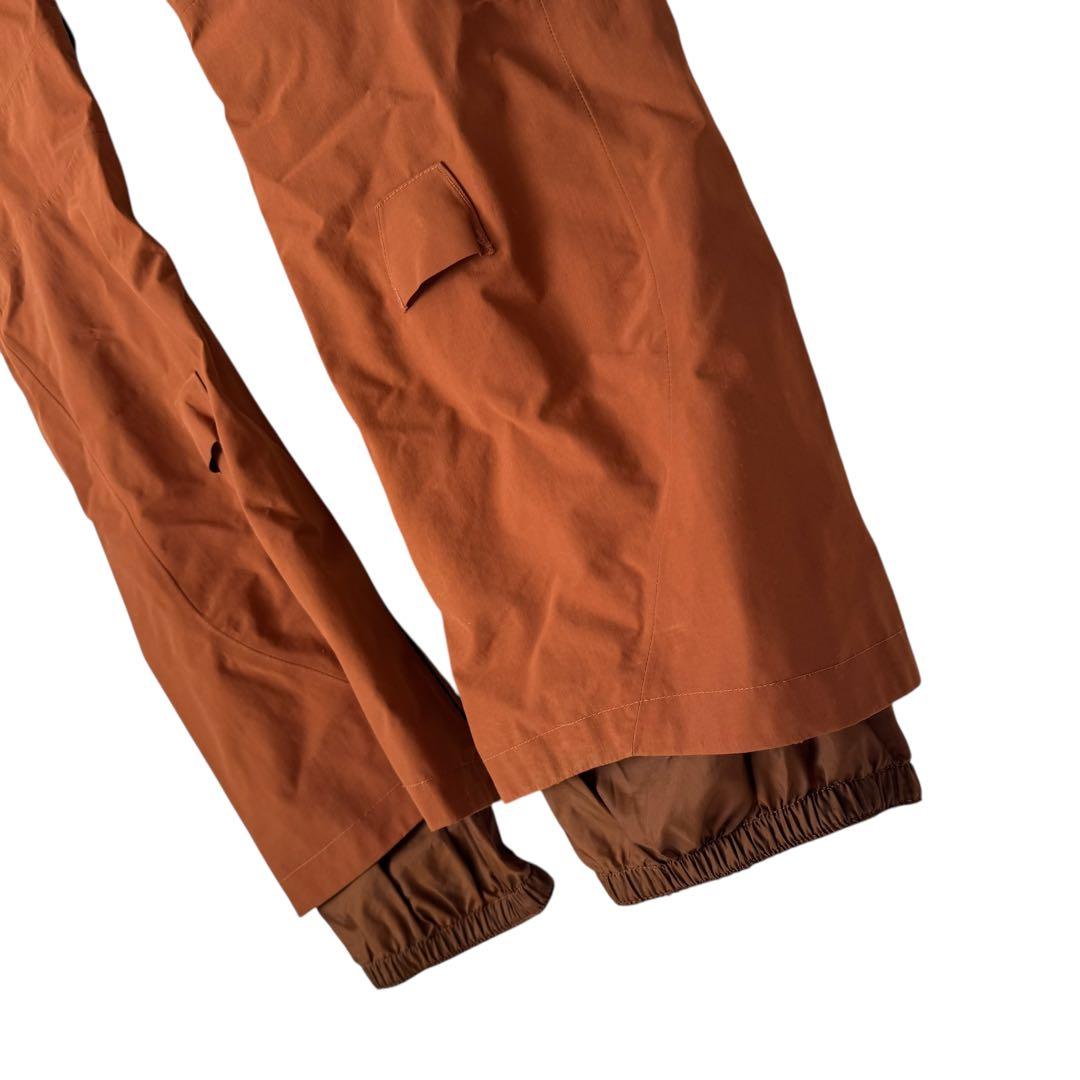 バートン AK ゴアテックス ストラタスパンツ S ブラウン