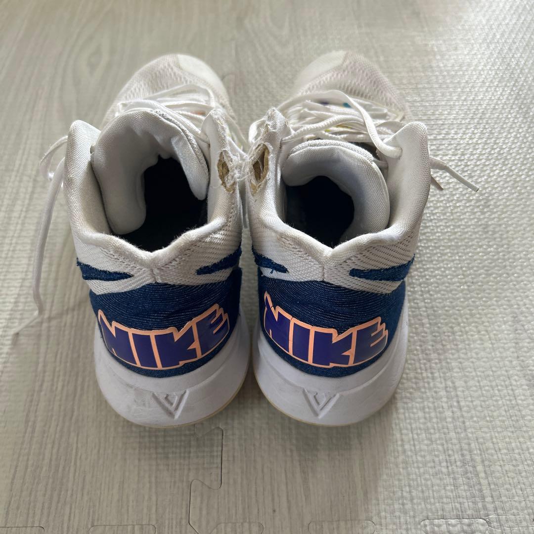 NIKE カイリー5