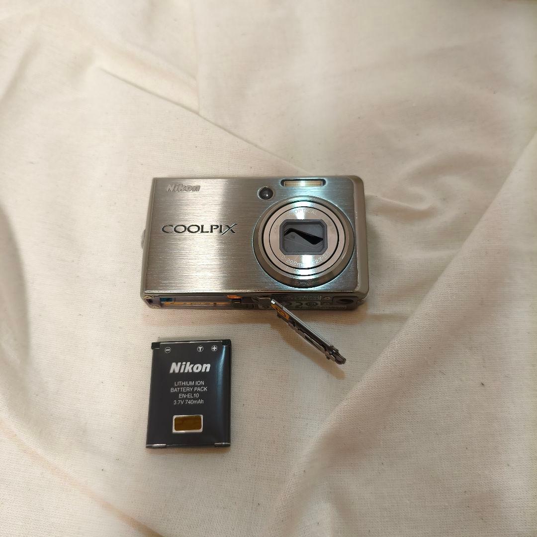 Nikon COOLPIX S600 コンパクトデジタルカメラ