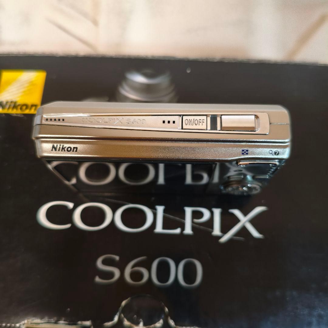 Nikon COOLPIX S600 コンパクトデジタルカメラ