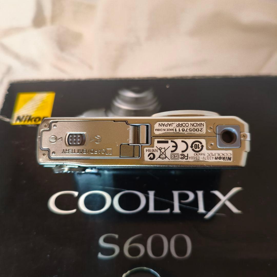 Nikon COOLPIX S600 コンパクトデジタルカメラ