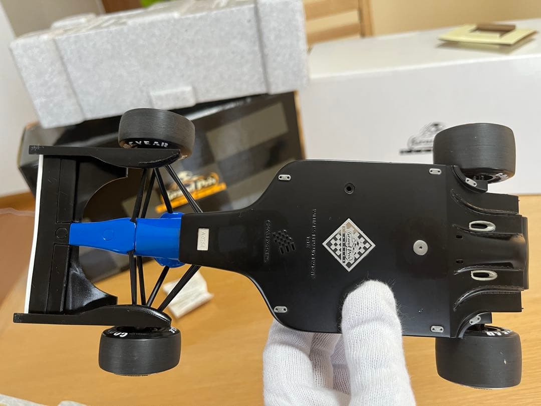 EXOTO 1/18 ウィリアムズ ルノー FW14B #5マンセル