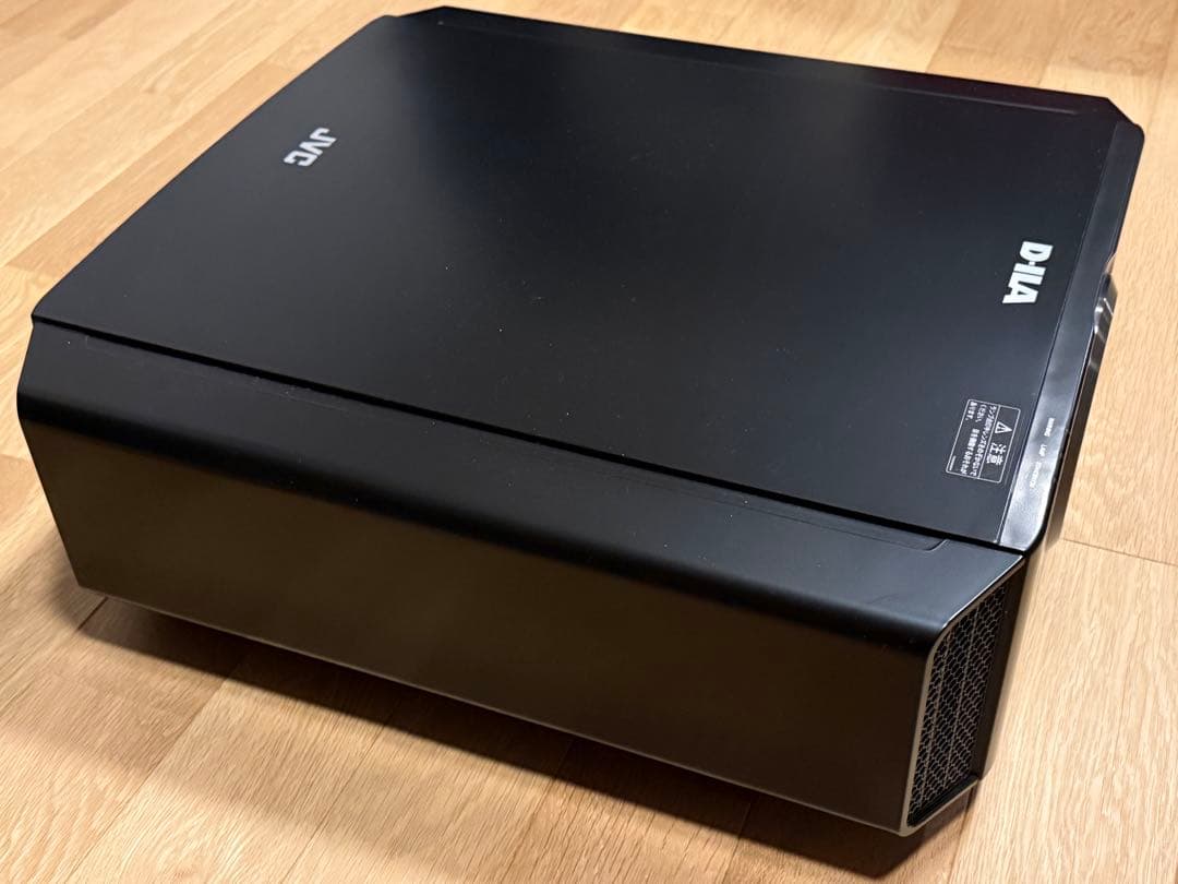 fekojaさん専用 プロジェクターJVC DLA-X55R 4K 3Dグラス付