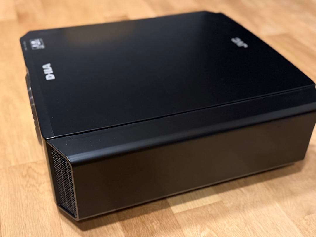 fekojaさん専用 プロジェクターJVC DLA-X55R 4K 3Dグラス付