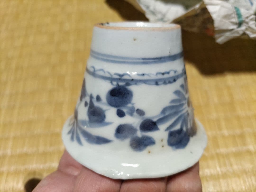 古伊万里 初期様式 広東型 そば猪口 菊絵 生掛け・厚底