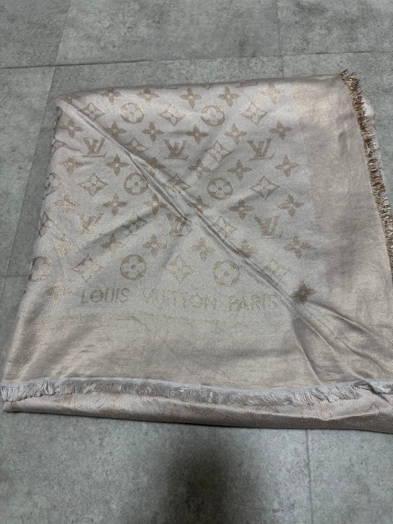 極美品　ルイヴィトン 大判ストール　モノグラム　140×140cm