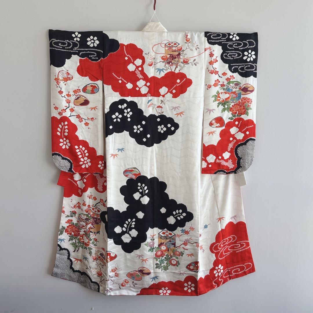 フルセット　七五三　７歳女の子　白地　しぼり貝合せ　丸帯黒地　簡単半襟　7301