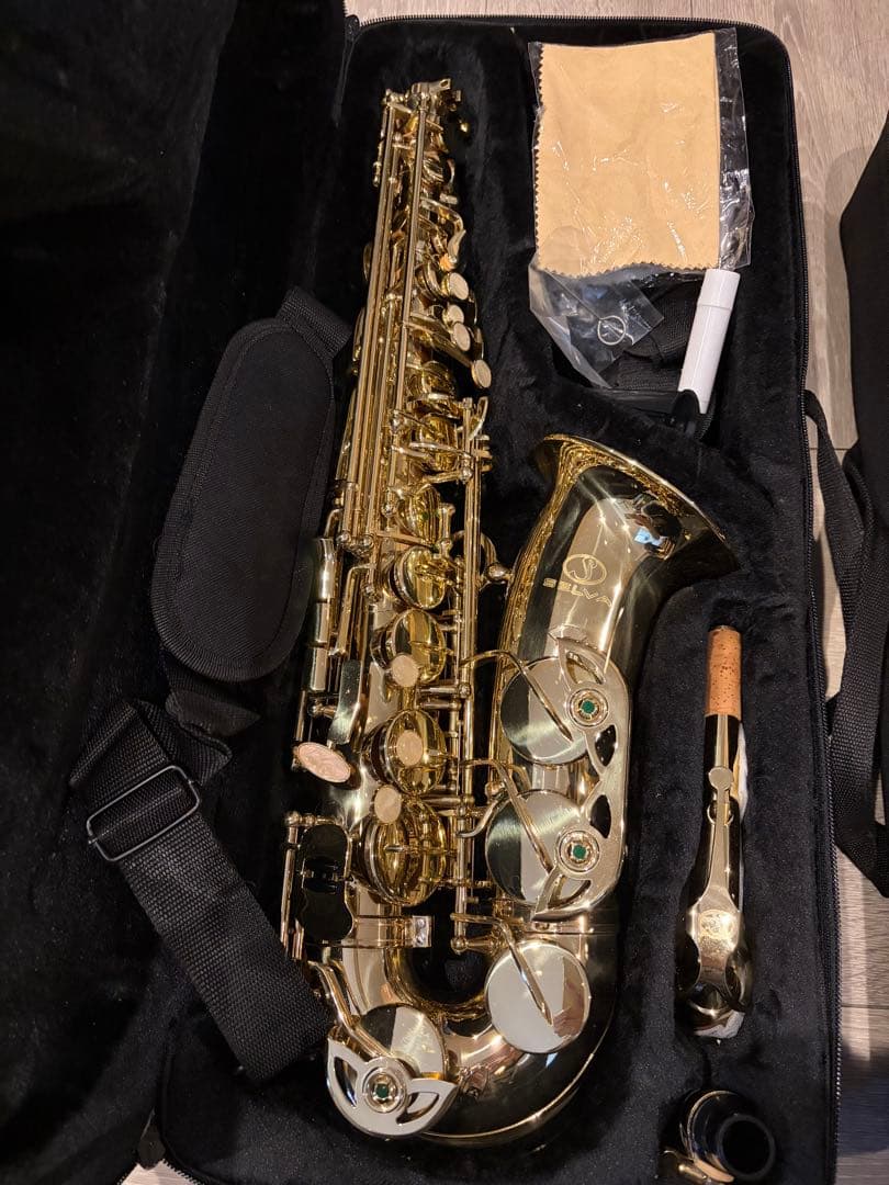 管楽器・吹奏楽器 n