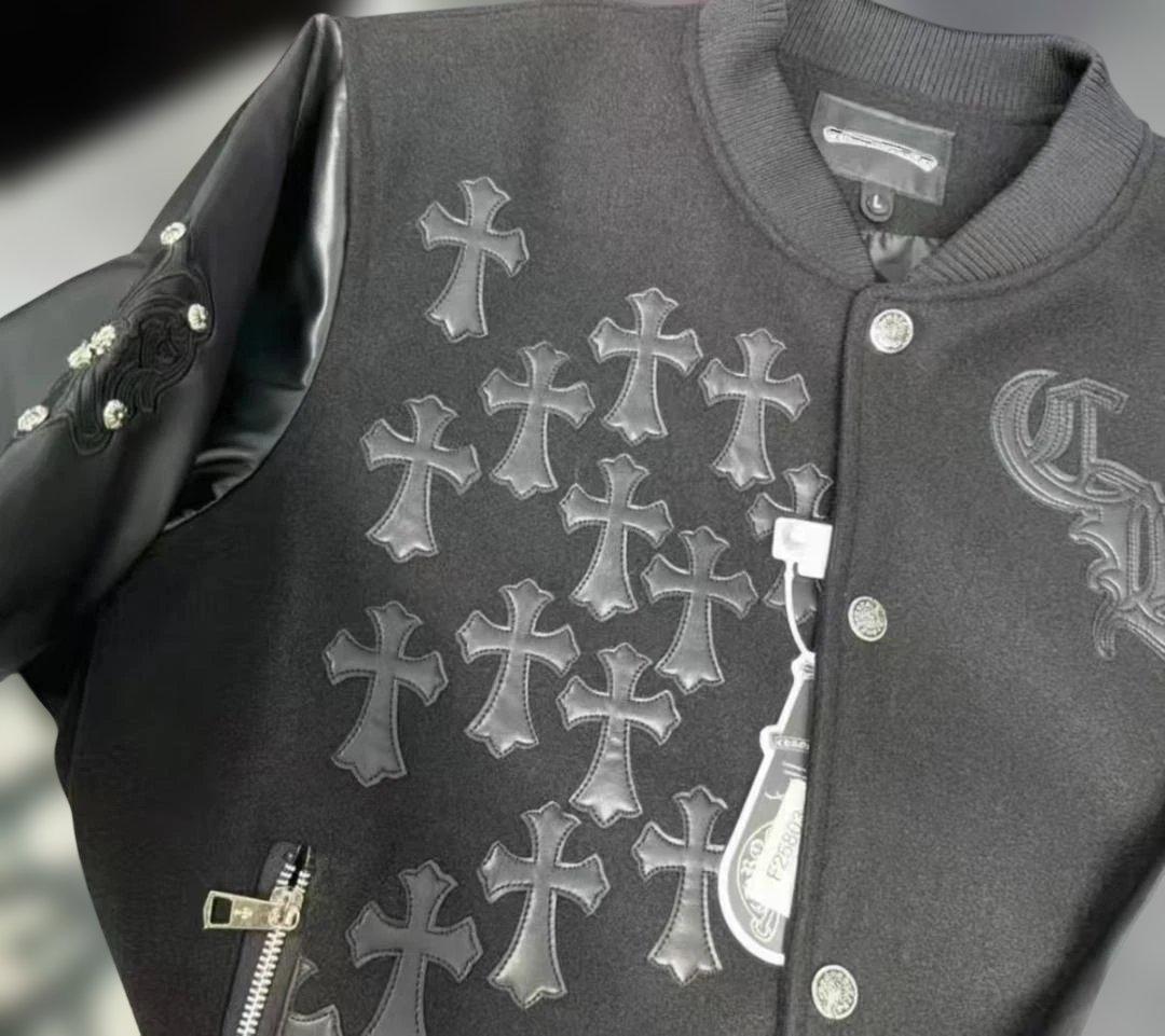 ブラック クロス刺繍 スタジャン クロムハーツ