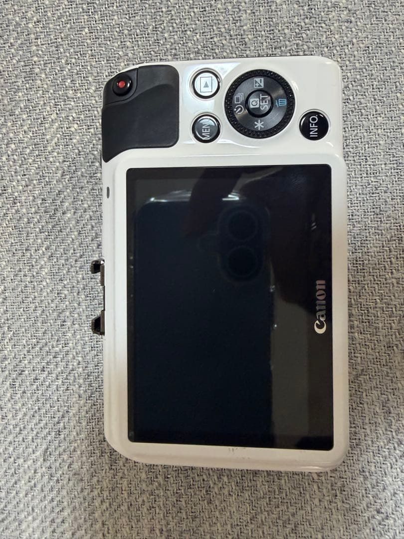 Canon ミラーレス　EOS M EF-M18~55mm F3.5-5.6