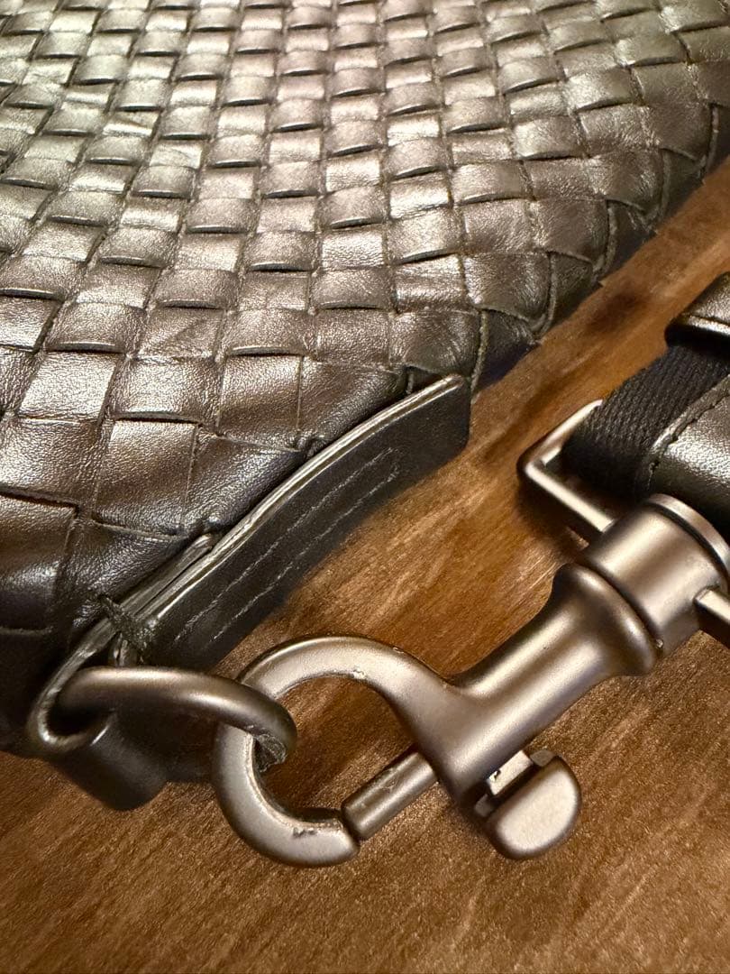 BOTTEGA VENETA ボッテガヴェネタ　ショルダーバッグ　ブラック