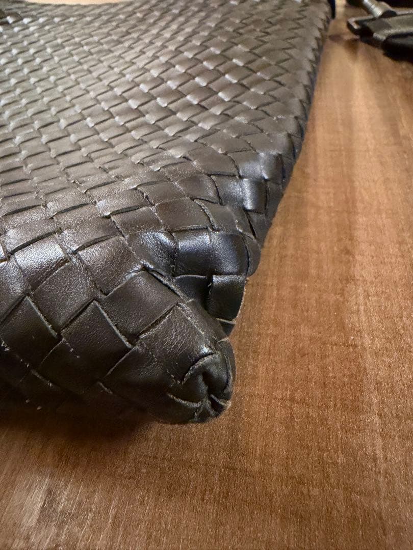 BOTTEGA VENETA ボッテガヴェネタ　ショルダーバッグ　ブラック