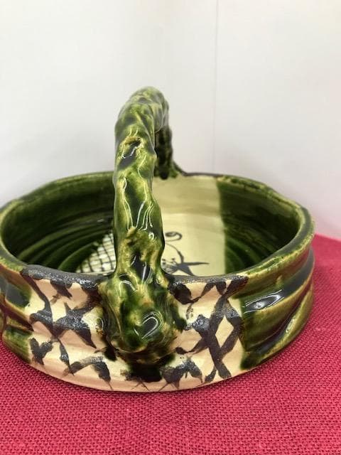 お値下げしました。美濃焼織部　手付き鉢