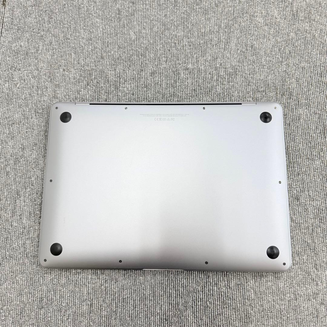Macbook Air 2018 13 イン 8GB/256GB スペースグレイ