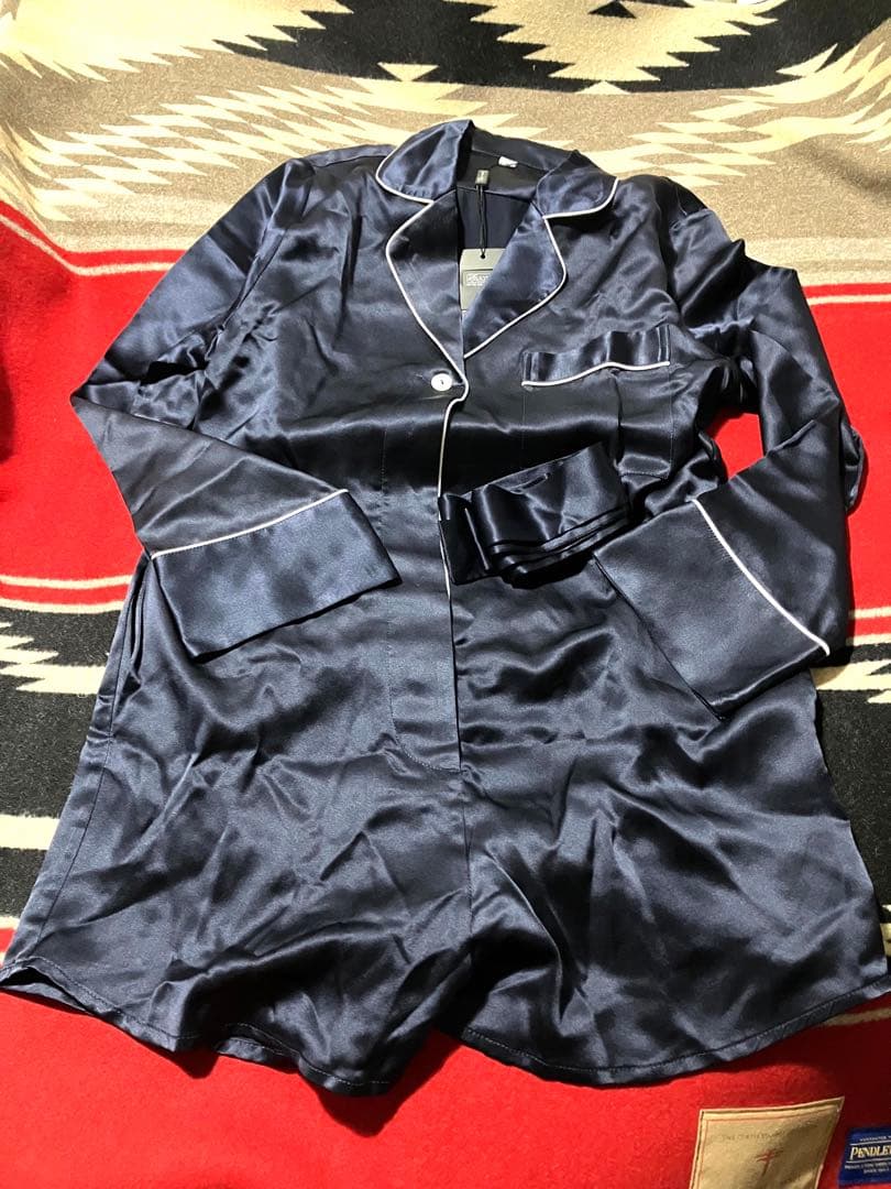 LilySilk 未使用品シルク１００% ナイトウェア