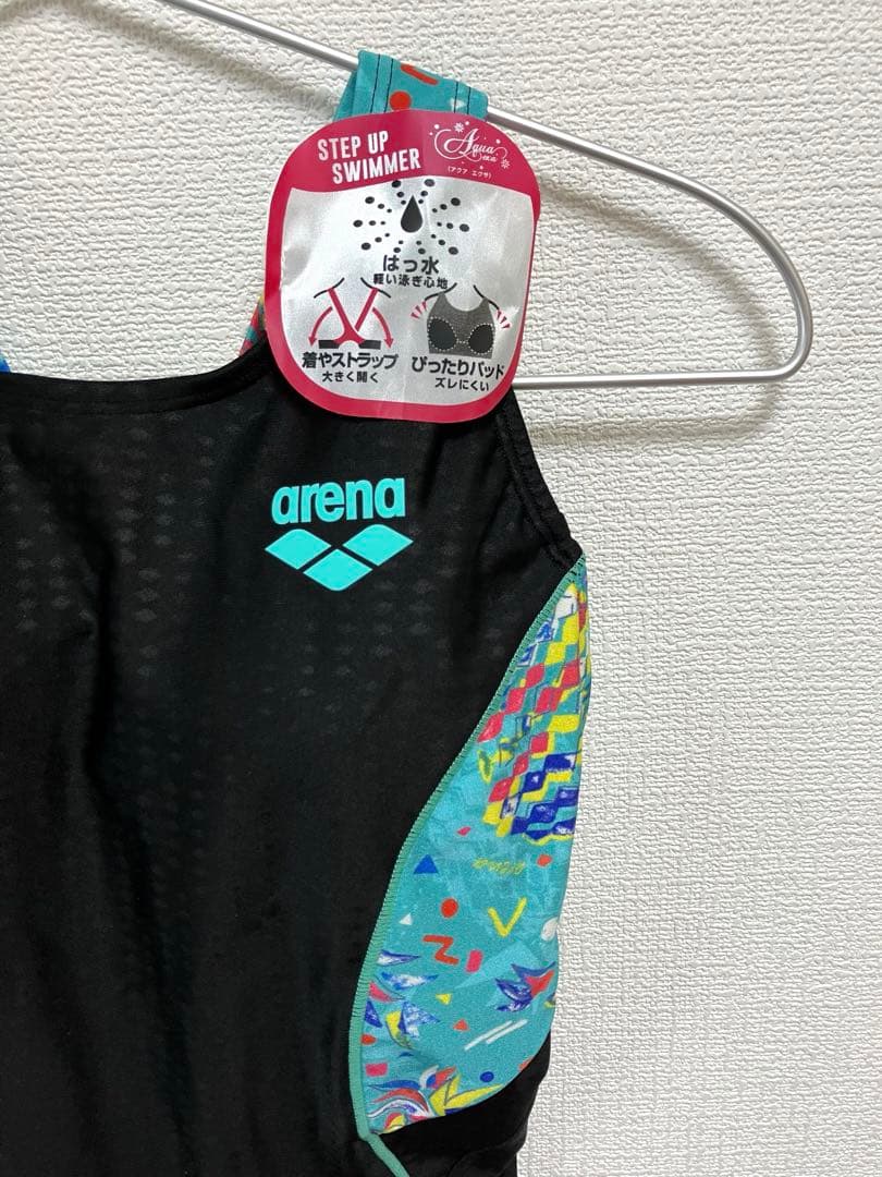 みやちゃん【新品タグ付】arena レディース水着