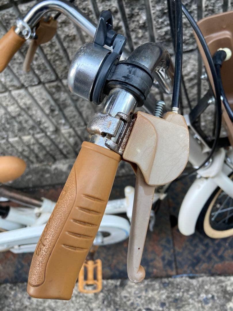 ピープル　かじとり　自転車　補助輪付き